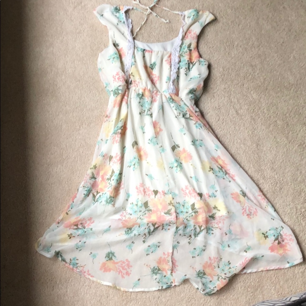 Spring Dress - Picture 2 of 4